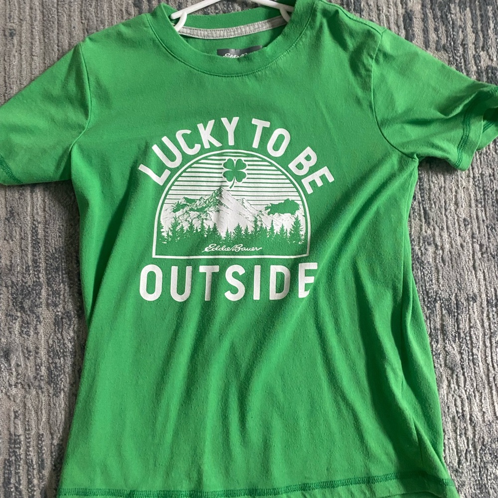Eddie Bauer Bright Green 'Lucky to Be Outside' Graphic Tee